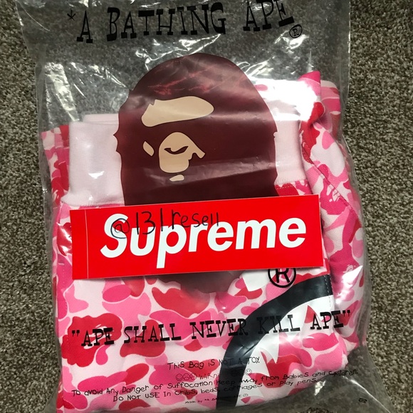 Pink camo bape shorts